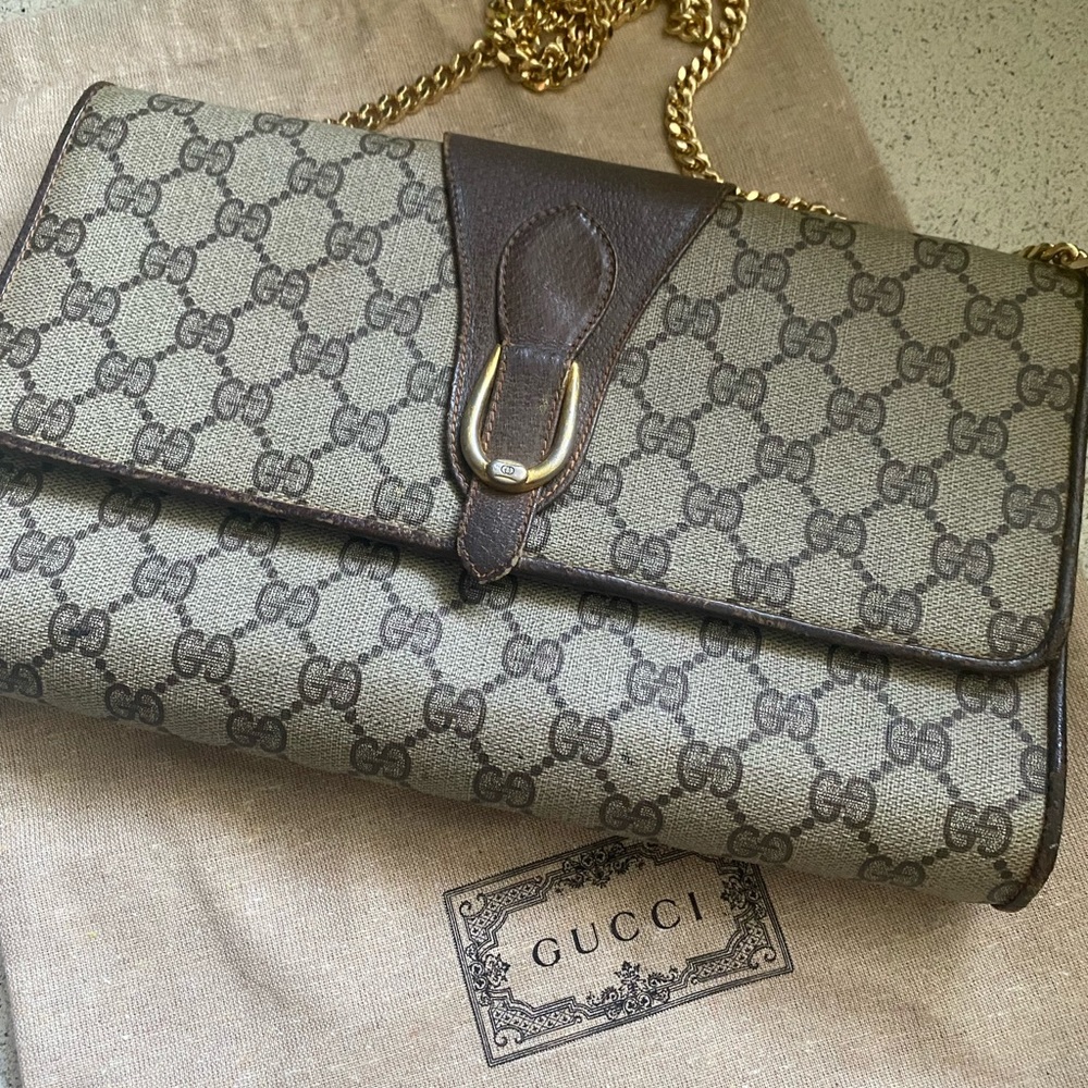 Vintage GG clutch made in take “authentic” vintage condition-added chain 24"